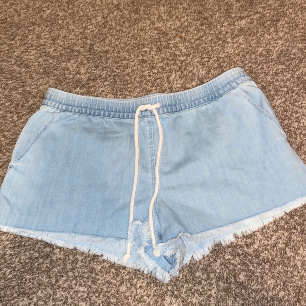 american eagle shorts